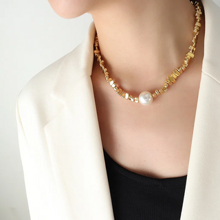 Geometric Beaded Pearl Necklace - Gold