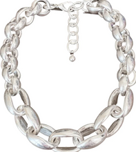 Load image into Gallery viewer, Sumner Chunky Necklace by Pink Panache
