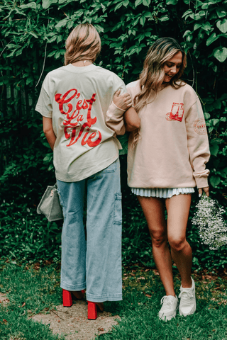 Cest La Vie Sweatshirt - PREORDER