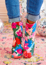 Load image into Gallery viewer, Wynne Booties by Corkys - Flowers
