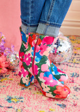 Load image into Gallery viewer, Wynne Booties by Corkys - Flowers
