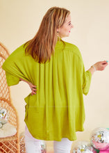 Load image into Gallery viewer, Kenzie Top - Apple Green
