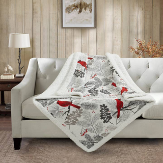 Woodsy Cardinal Quilted Sherpa Throw