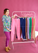 Load image into Gallery viewer, 26&quot; Chic Solid Skinny Pant - Multiple Colors

