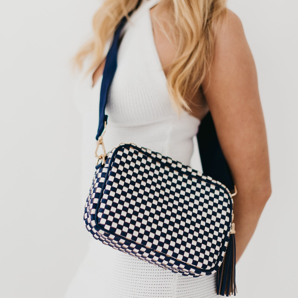Woven Willow Camera Crossbody Bag Wholesale-Crossbody Bag-Pretty Simple