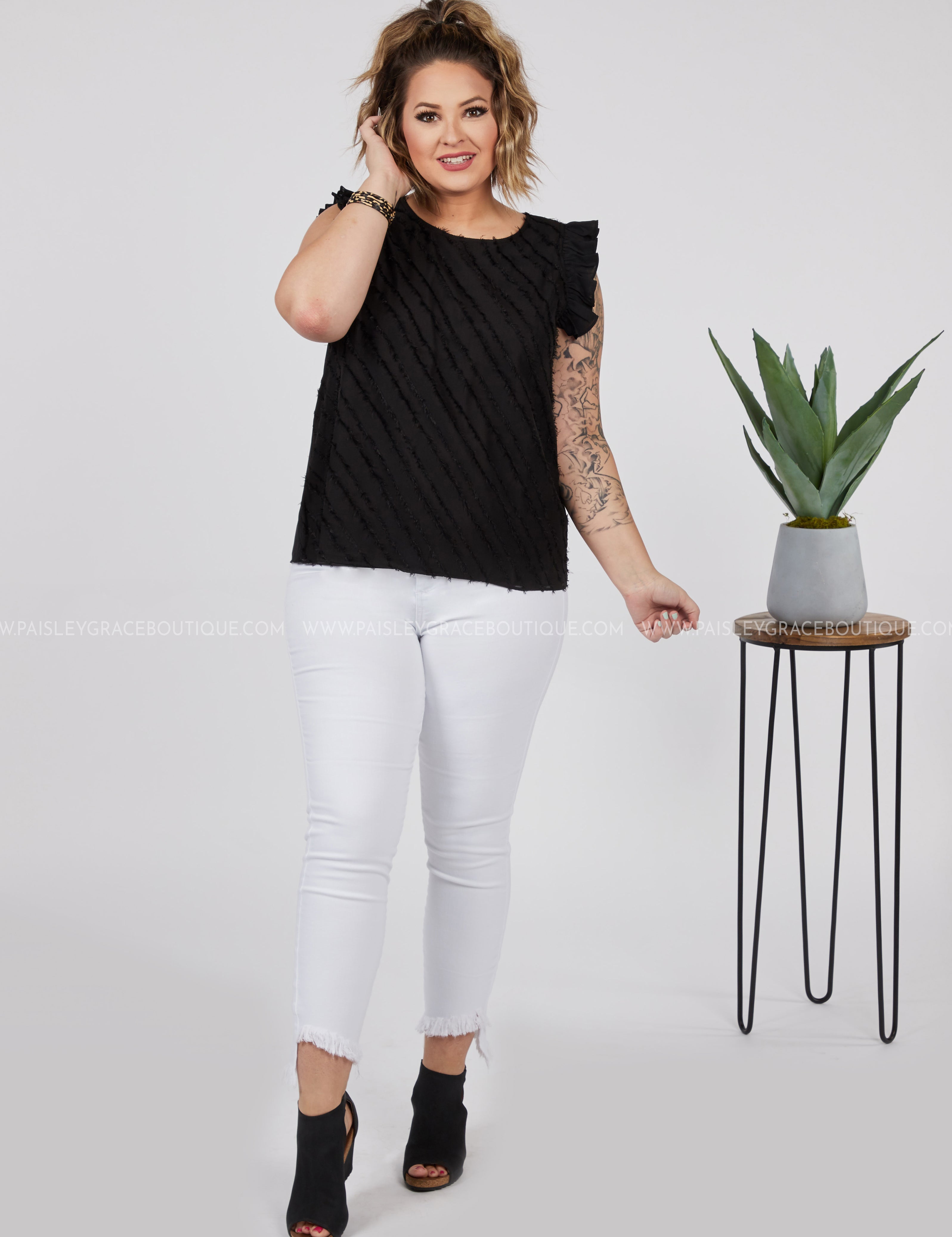 Lilly Top-BLACK - LAST ONES FINAL SALE