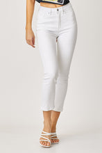 Load image into Gallery viewer, Regina Jeans by Risen  - FINAL SALE
