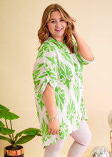 Load image into Gallery viewer, Sweet Sophistication Top - Green - FINAL SALE
