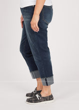 Load image into Gallery viewer, Mattie Capri Jeans - FINAL SALE
