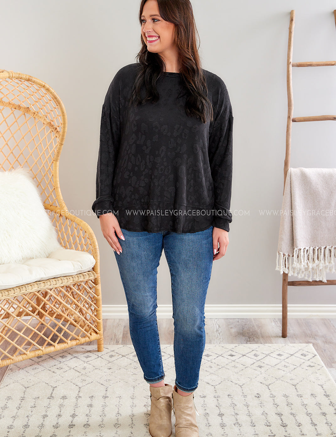 Soft & Slow Top - Black - LAST ONES FINAL SALE