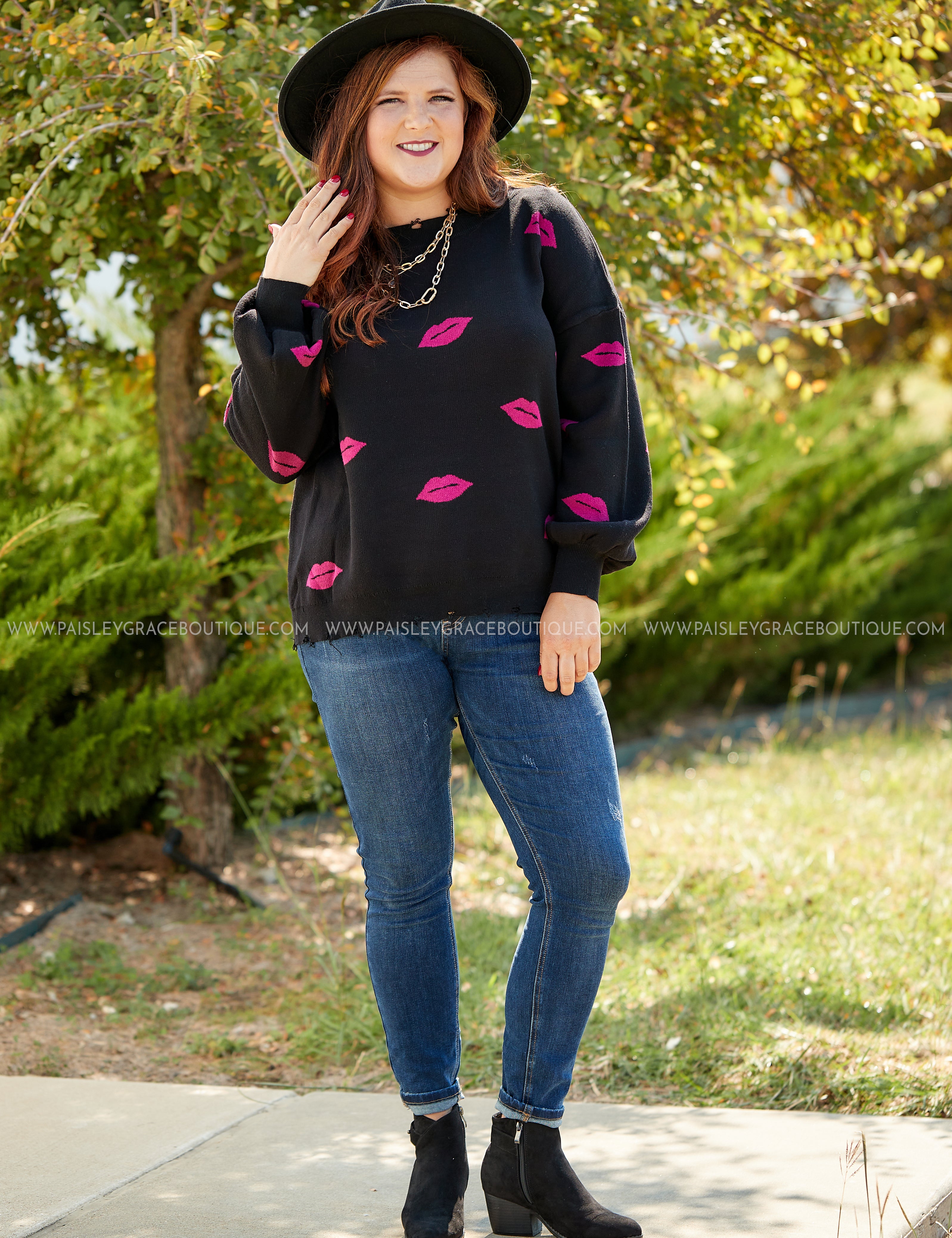 Kiss on the Lips Sweater* LAST ONES FINAL SALE *