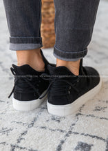 Load image into Gallery viewer, Harvest Sneaker- BLACK - FINAL SALE
