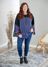 Load image into Gallery viewer, Brielle Top- NAVY/BLACK  - FINAL SALE
