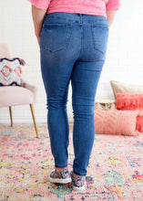 Load image into Gallery viewer, Bianca Tummy Control/Cooling Jeans by Judy Blue - FINAL SALE
