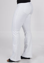 Load image into Gallery viewer, Belle Jeans-WHITE-RESTOCK  - FINAL SALE
