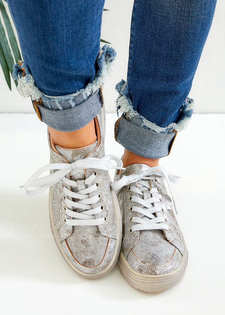 Corkys Down Time Sneaker in Silver Metallic