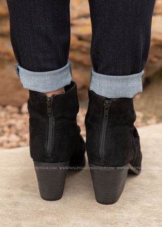 Salta Booties - Black - LAST ONE FINAL SALE