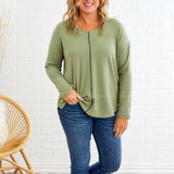 Effortless Class Top - 2 Colors - WAREHOUSE SALE - LAST ONES FINAL SALE