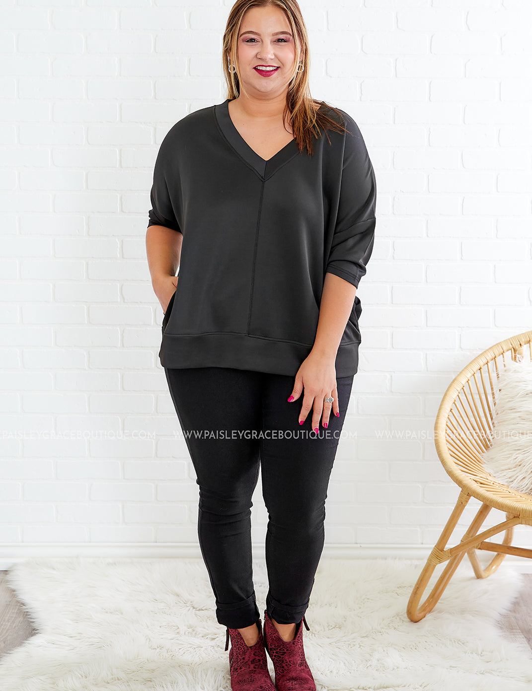 All We Have Athleisure Top - Black - LAST ONES FINAL SALE