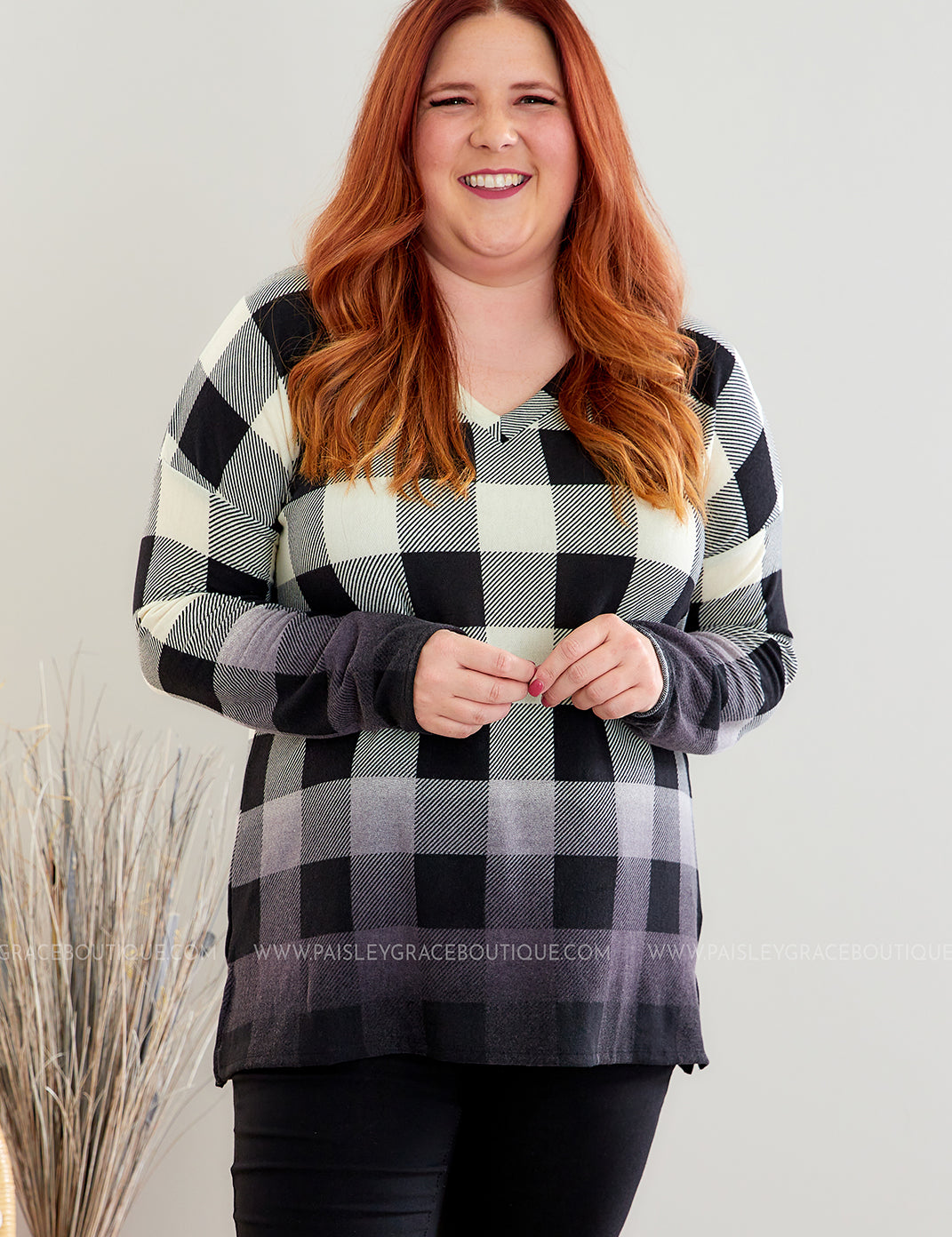 Plaid To Meet You Top - White* LAST ONES FINAL SALE ** LAST ONES FINAL SALE *