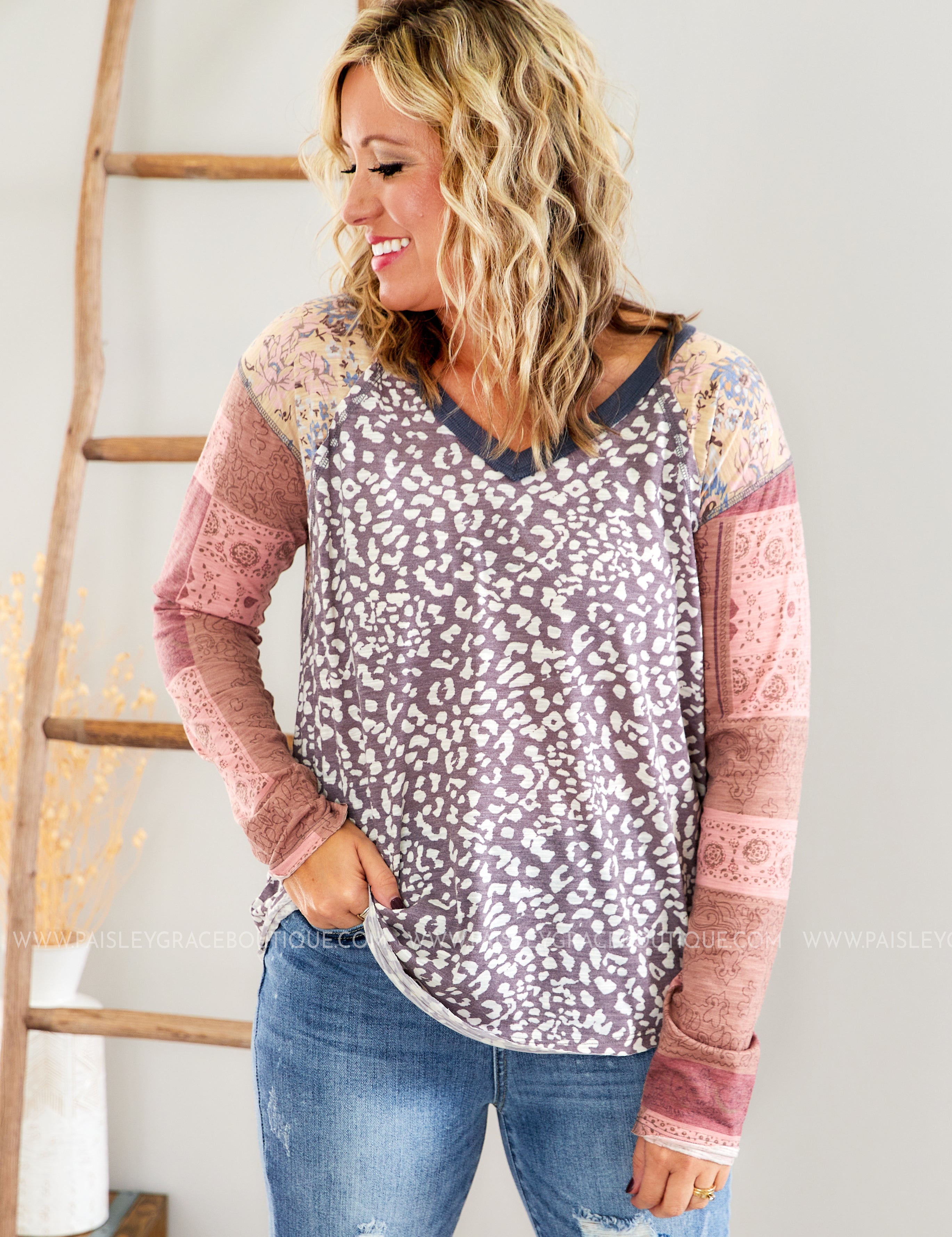 Misfit Right In Top* LAST ONES FINAL SALE *