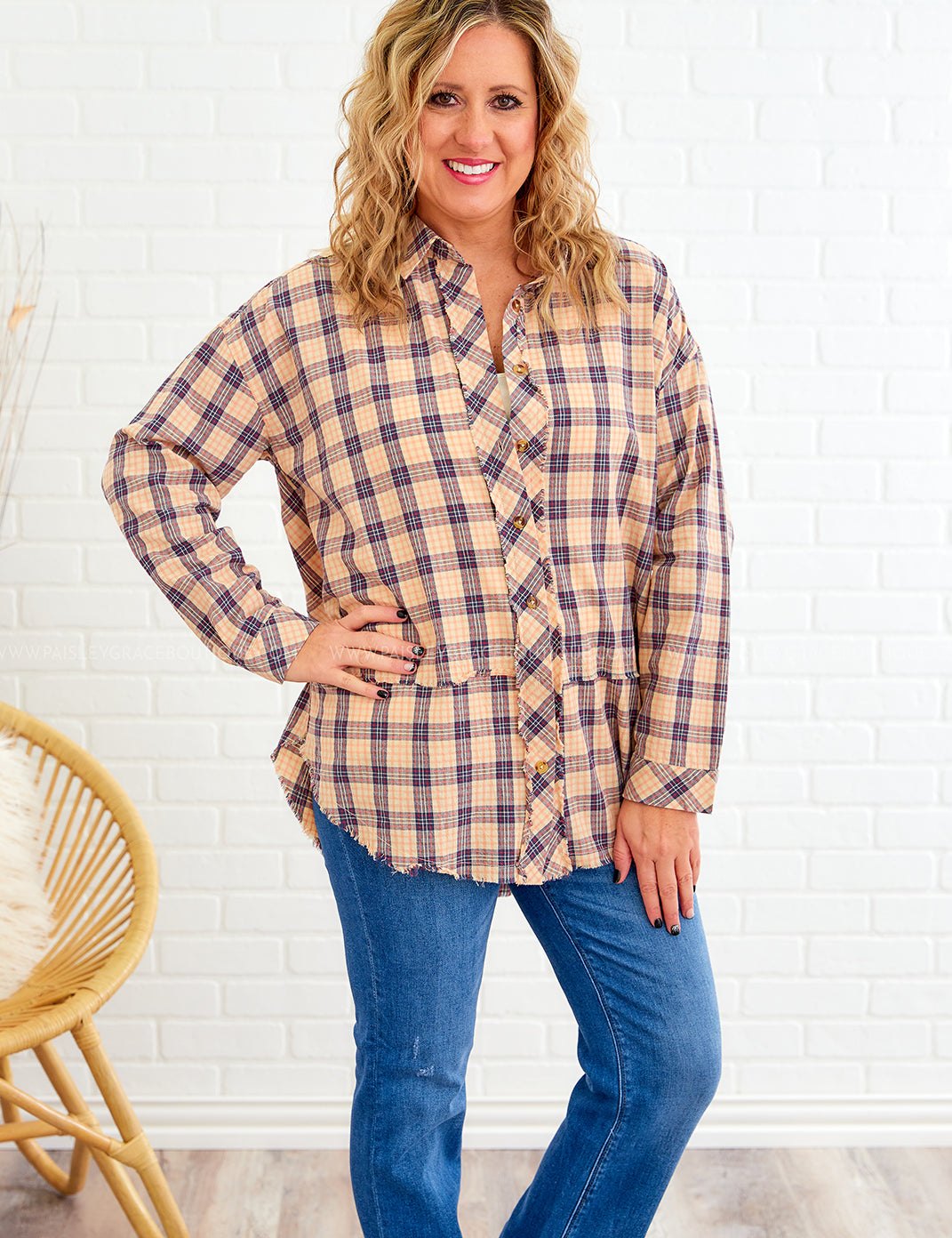 No Place Like Home Top - Navy/Peach - LAST ONES FINAL SALE
