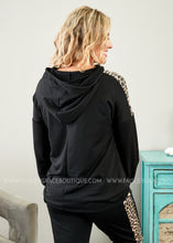 Load image into Gallery viewer, Lounging Around- TOP- BLACK  - FINAL SALE
