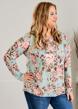 Load image into Gallery viewer, Forever Sweet Top  - FINAL SALE  -- WS23 CLEARANCE
