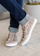 Load image into Gallery viewer, Play Sneaker-SNAKE - FINAL SALE
