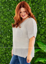 Load image into Gallery viewer, Mellie Top - 5 Colors. - FINAL SALE
