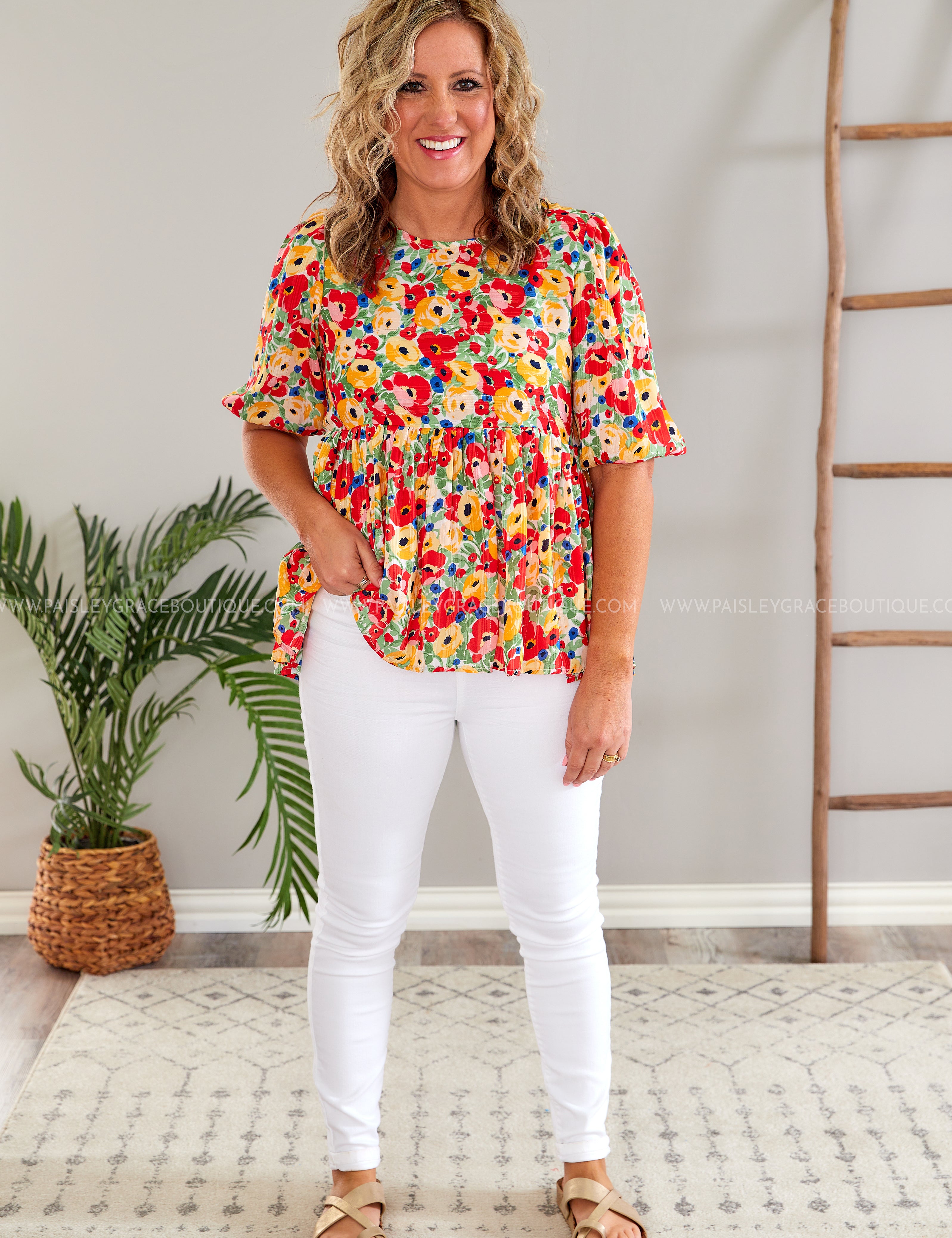 Romance Awaits Top* FINAL SALE *