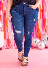 Load image into Gallery viewer, Nina Skinny Jeans by Lovervet - FINAL SALE
