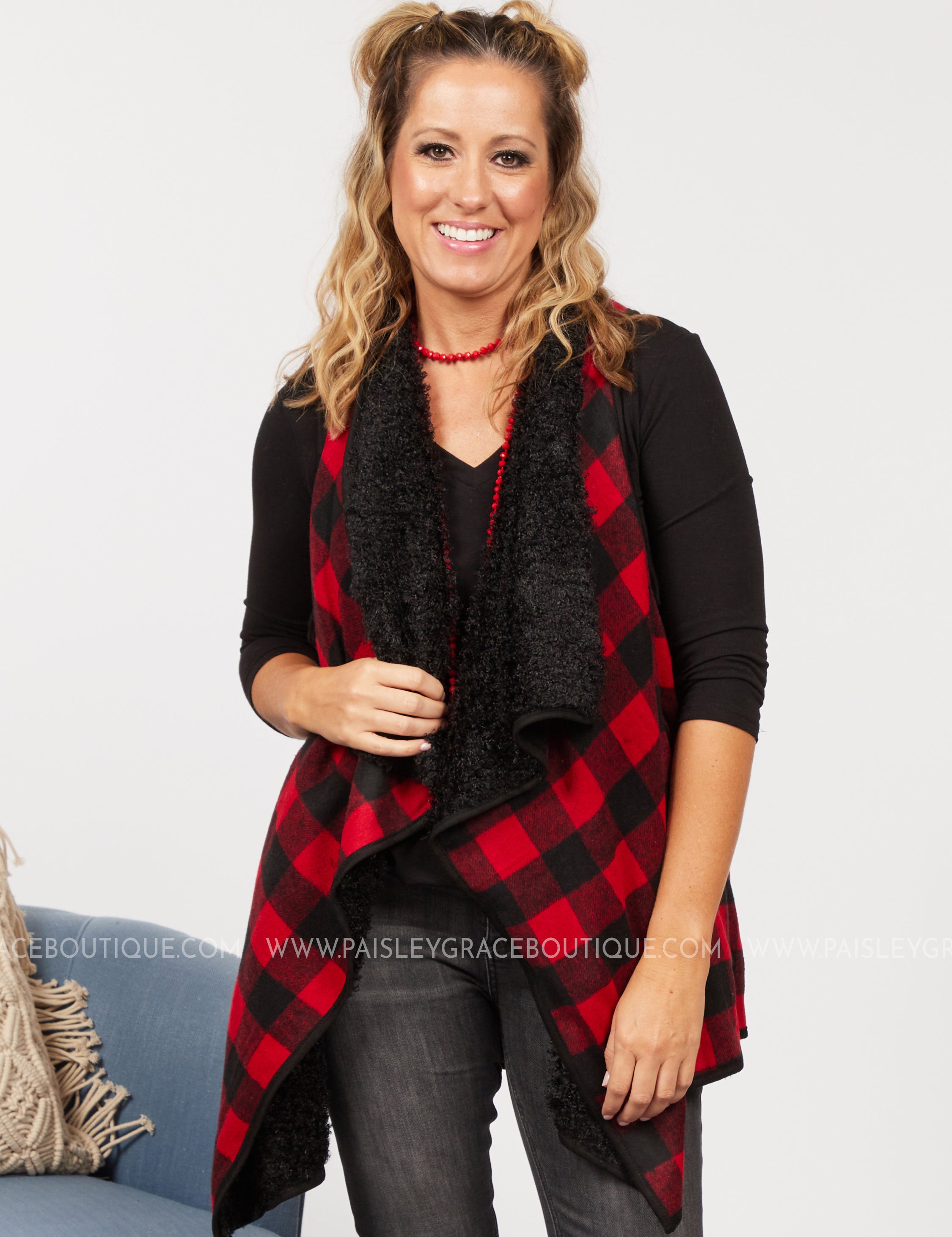 Cozy Moment Vest - Red/Black - LAST ONES FINAL SALE