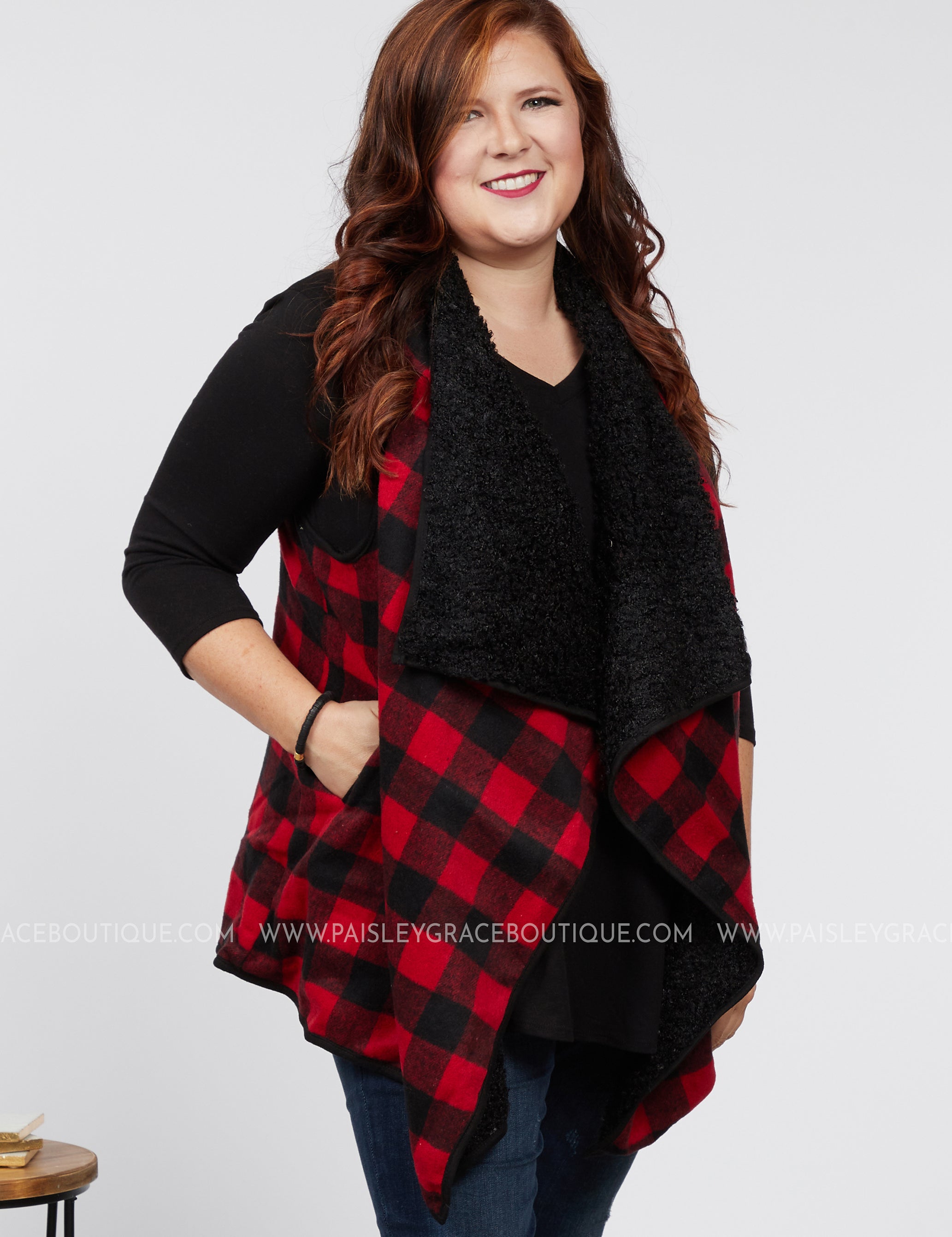 Cozy Moment Vest - Red/Black - LAST ONES FINAL SALE