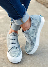 Load image into Gallery viewer, Mamba Wedge Sneaker- GREY CAMO - FINAL SALE - FINAL SALE
