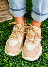 Load image into Gallery viewer, Marathon Sneakers - TAUPE - FINAL SALE
