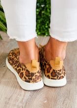 Load image into Gallery viewer, Valentina Sneaker - Leopard - FINAL SALE
