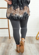 Load image into Gallery viewer, Archer Butter Soft Leggings - FINAL SALE
