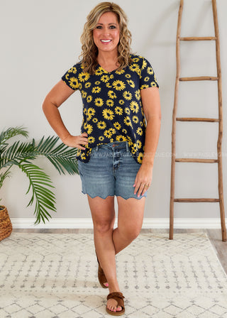 Daisy Daydreams Top - LAST ONES FINAL SALE