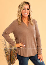 Load image into Gallery viewer, Instant Connection Top - MOCHA - LAST ONES FINAL SALE
