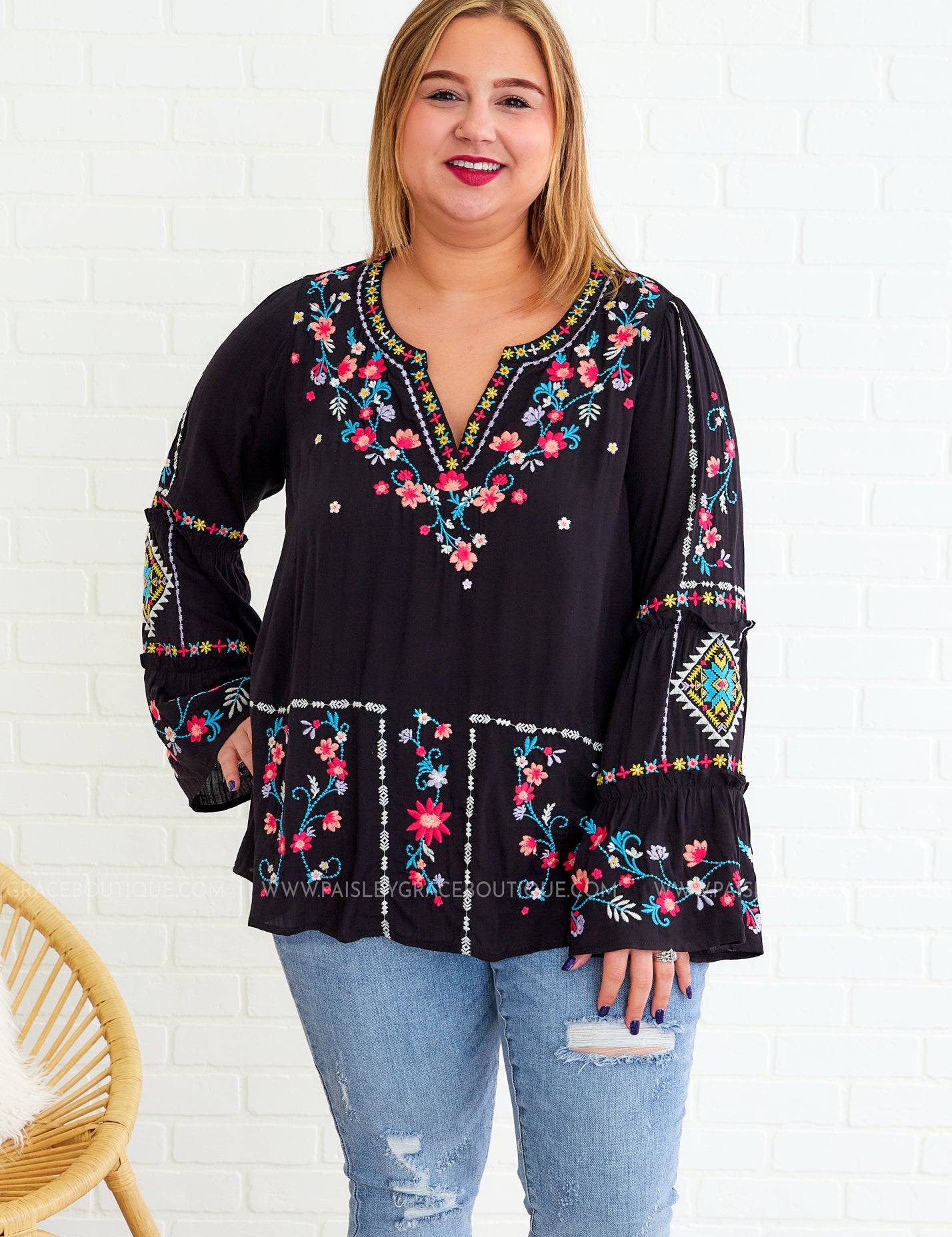 What a Feeling Top - Black - LAST ONES FINAL SALE