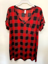 Load image into Gallery viewer, Do It All Top STEAL - 2 Colors - FINAL SALE CLEARANCE
