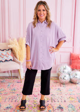 Load image into Gallery viewer, Chic Happens Top - Lavender
