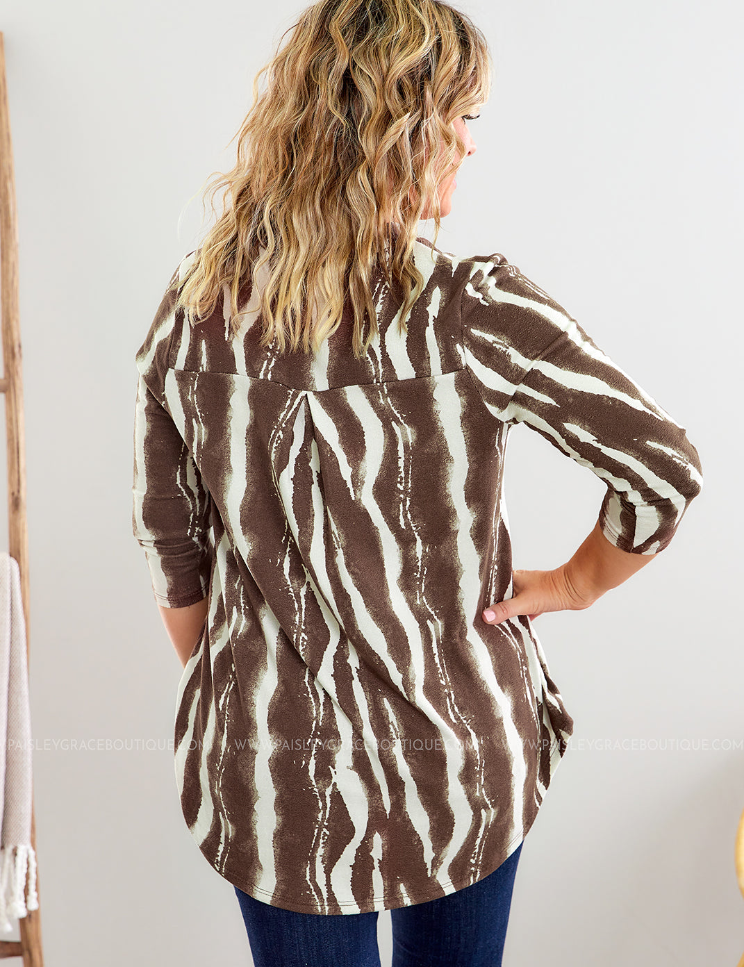Hollywood Walking Top* FINAL SALE *