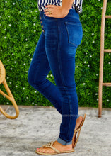 Load image into Gallery viewer, Haylie Button Fly Jeans by Vervet - FINAL SALE
