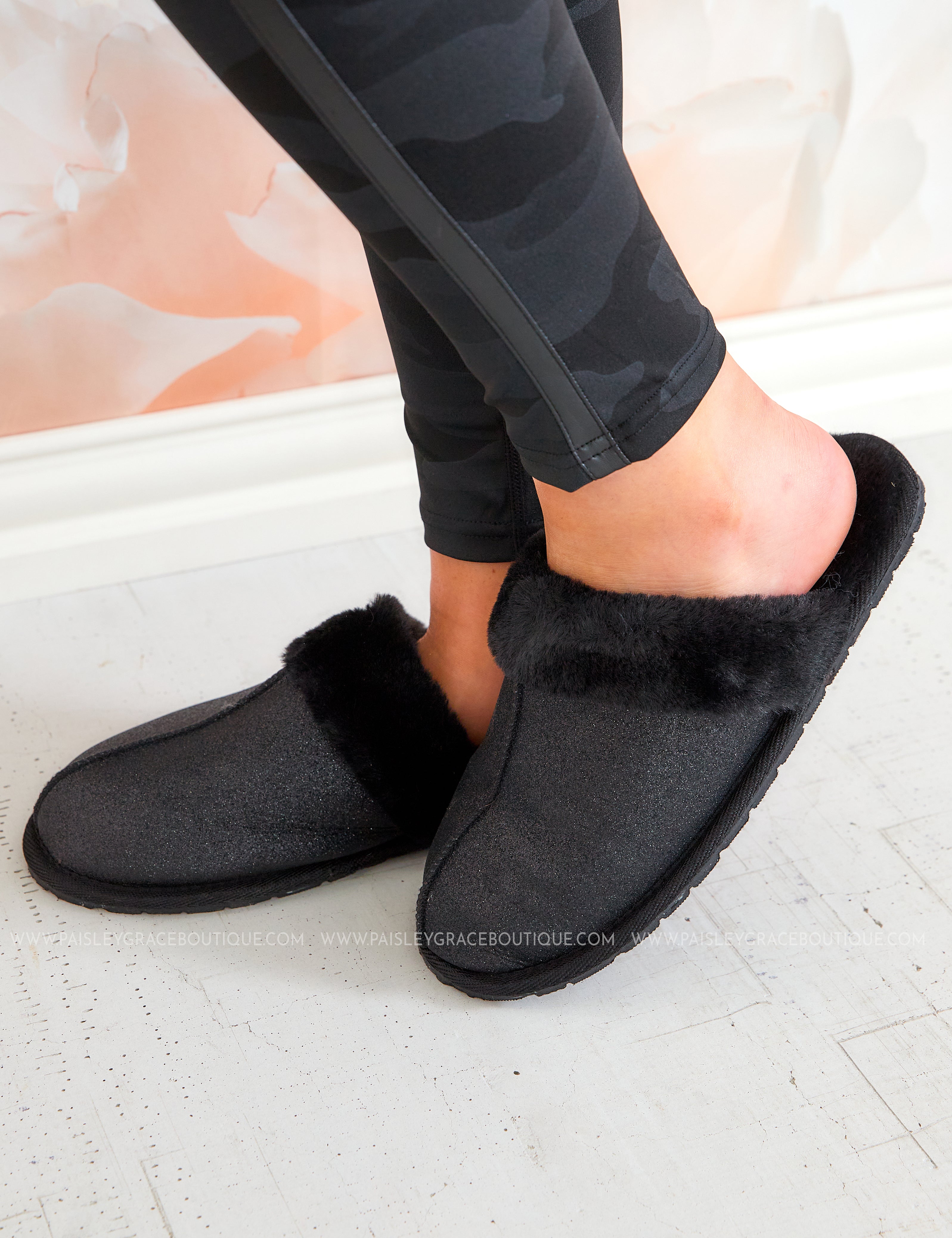 Deidra Slipper By Very G - Black* LAST ONES FINAL SALE *