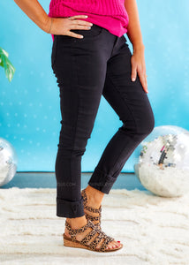 Wanna Betta Butt Ankle Jeans - Black Wash